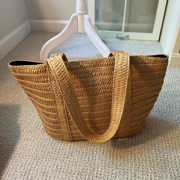 Draper James Tan Woven Tote Bag - Picture 9 of 11